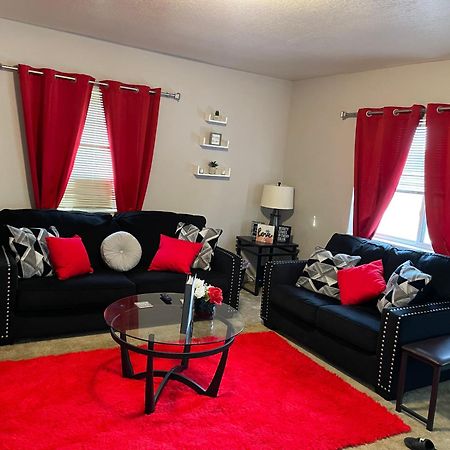 Cozy 1 Bed ~ Close To Soaring Eagle And Downtown Mount Pleasant Exterior photo